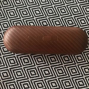 Oakley glasses hard case (NO glasses)
